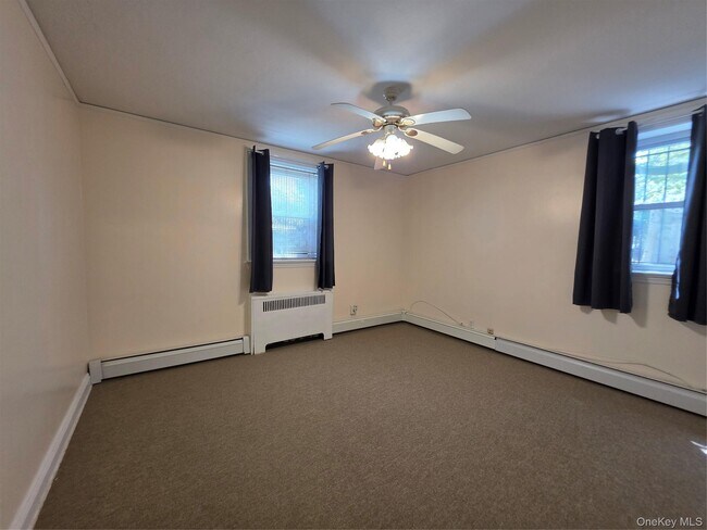 Building Photo - 3002 Wilson Ave