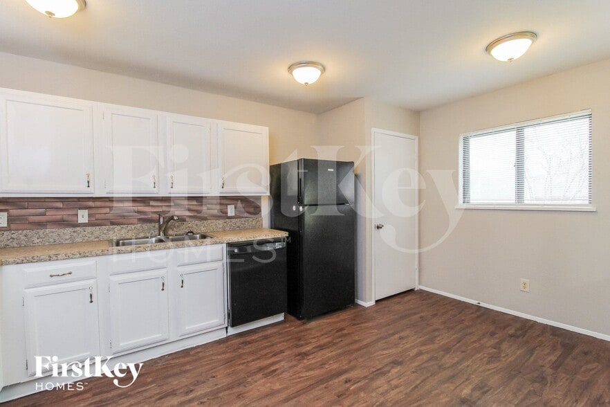 Building Photo - 1405 Steinburg Ln