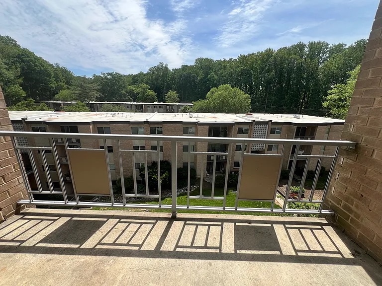 Private Balcony (with storage unit) - 5113 Crossfield Ct