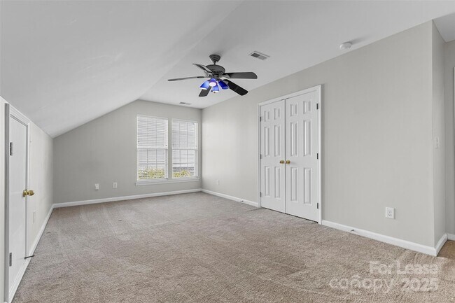 Building Photo - 5006 Rosewater Ln