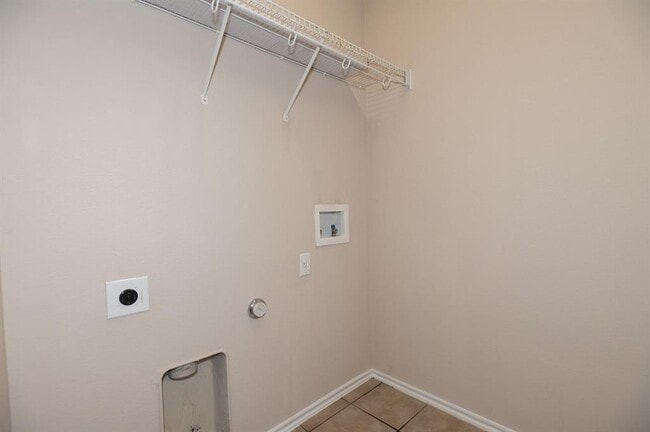 Building Photo - 1612 Melissa Oaks Ln