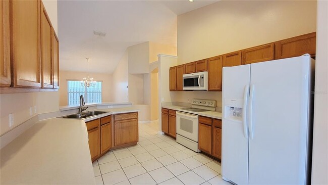 Building Photo - 13509 Eyas Rd