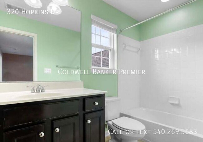 Building Photo - 320 Hopkins Dr