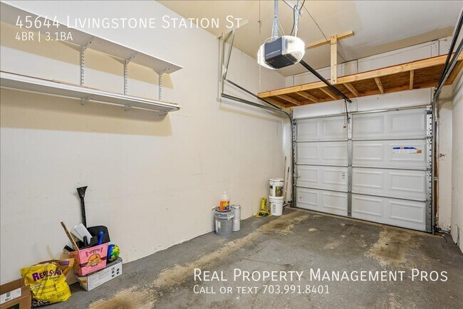 Building Photo - 45644 Livingstone Station St