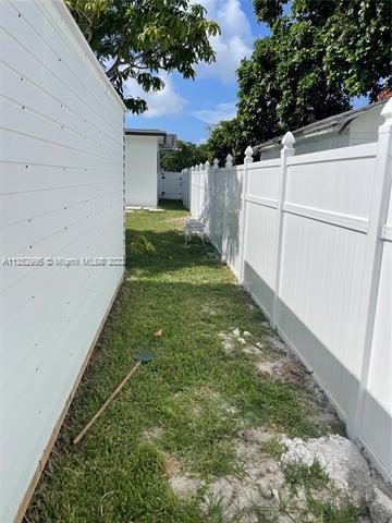 Building Photo - 2242 Taft St