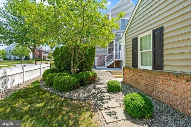 Building Photo - 1298 Vickery Ln