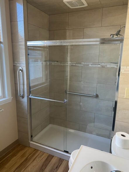 Bathroom View 2 - 713 Bank St