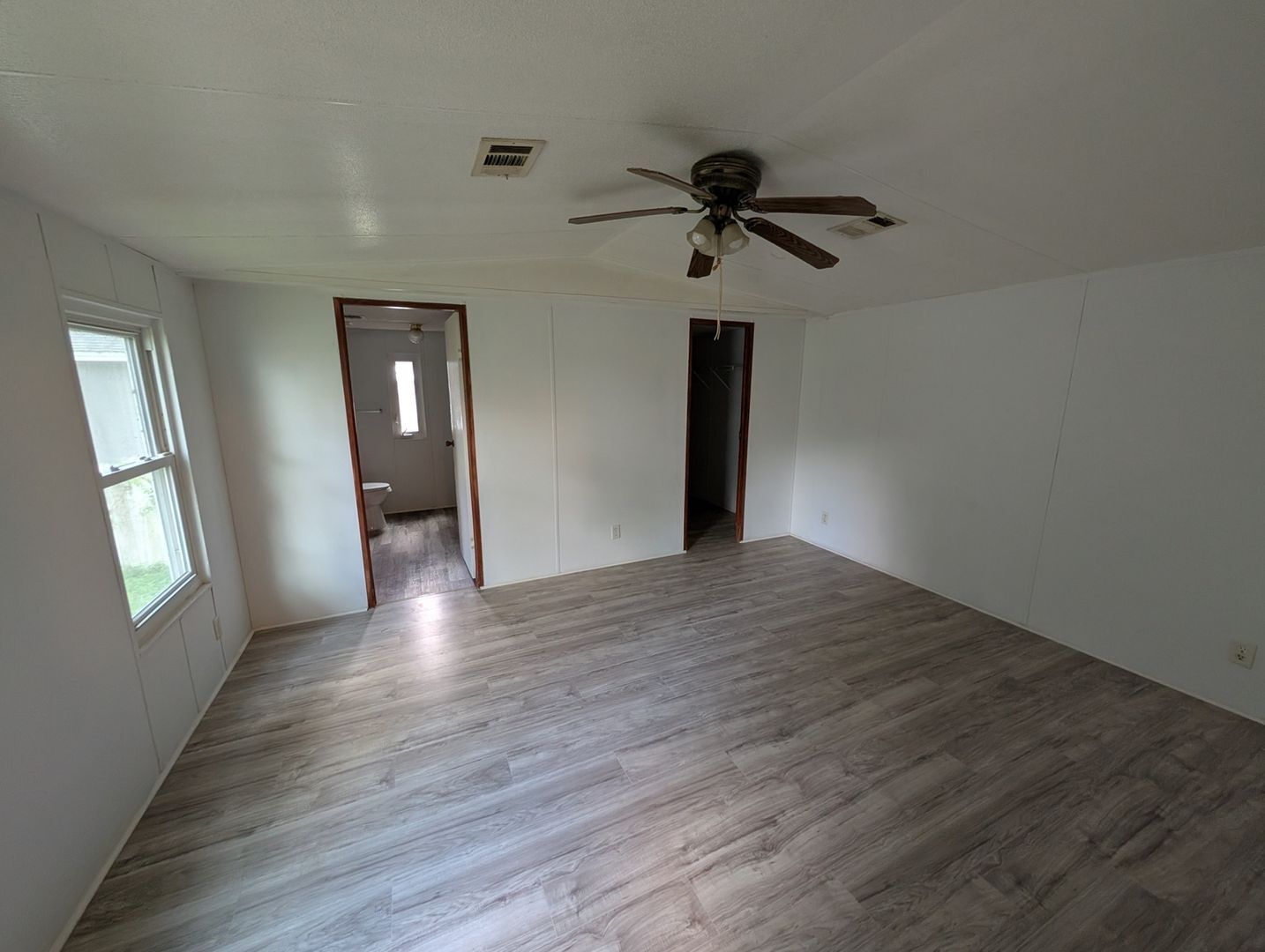 Building Photo - 956 Southern Ave