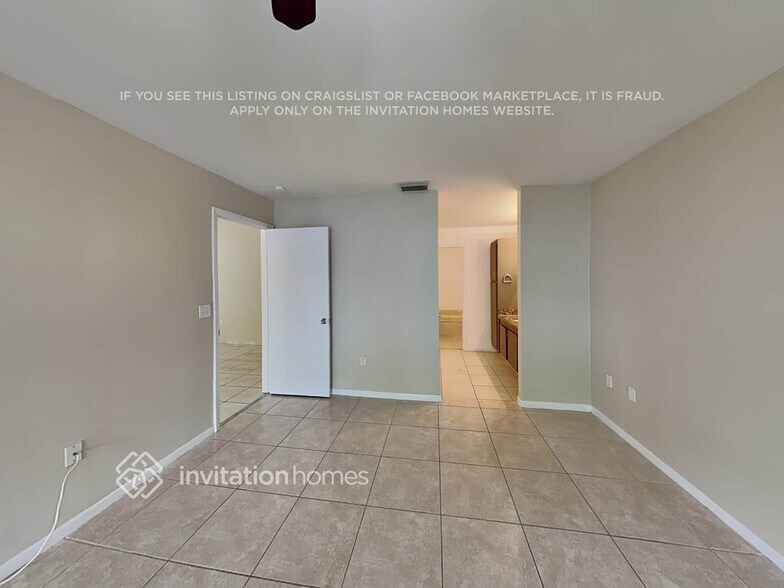 Building Photo - 3180 NW 122nd Ave