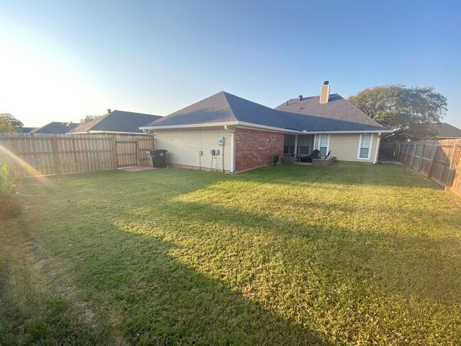 Building Photo - 3206 Hanover Ct
