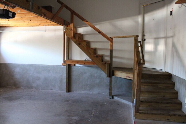 Building Photo - NORTH EAST I.S.D.