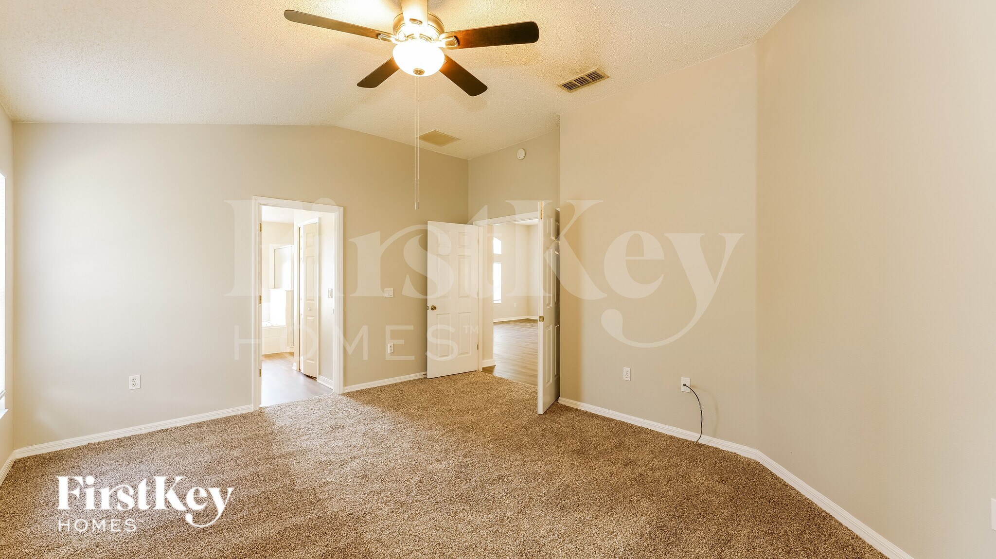 Building Photo - 2411 Dumas Dr