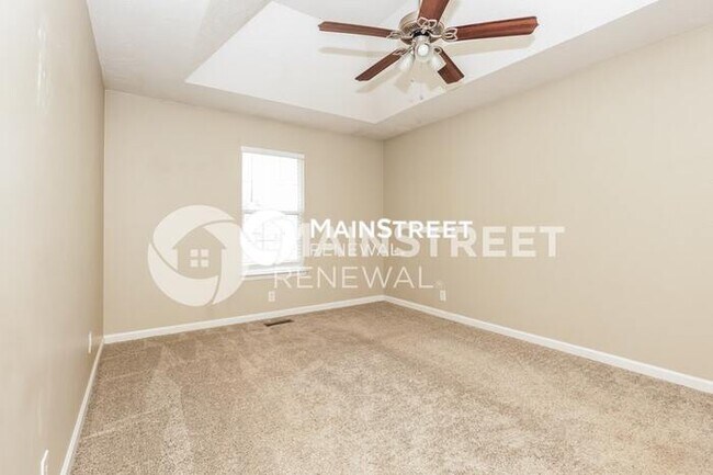 Building Photo - 3 Bedroom Pet-Friendly Home in Old Hickory, TN with Main Street Renewal