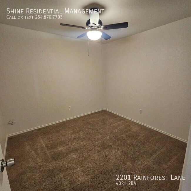 Building Photo - 2201 Rainforest Ln