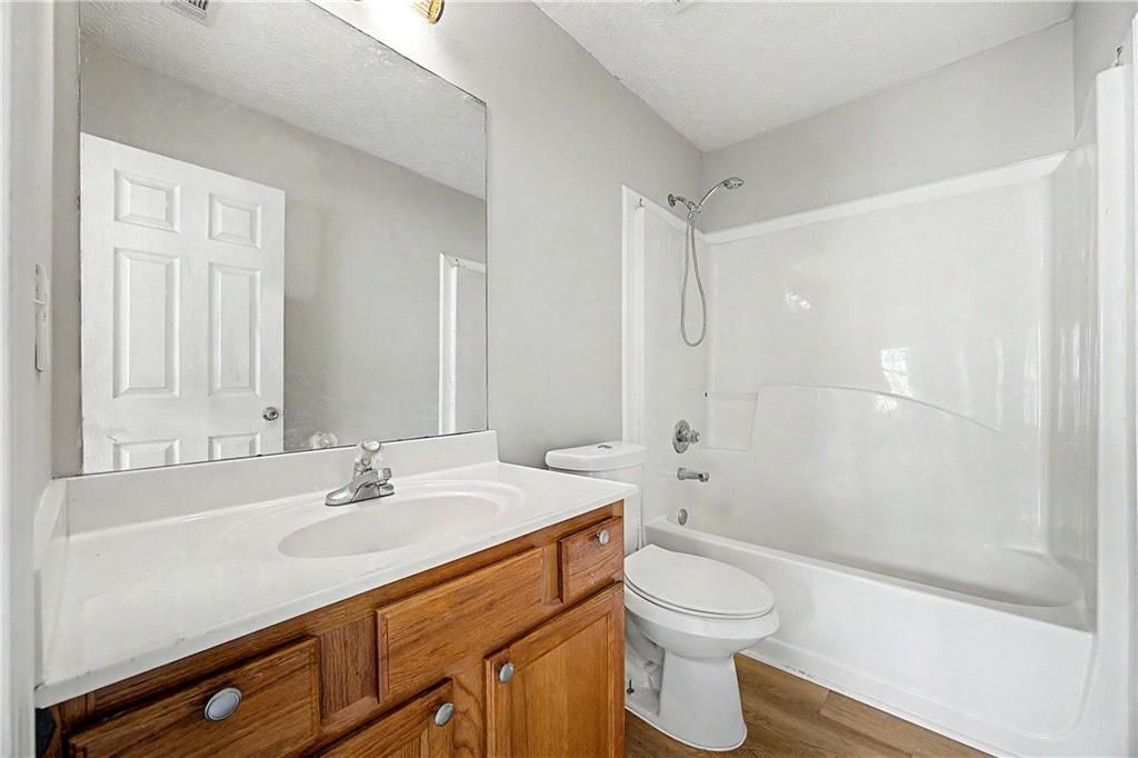 Building Photo - 1212 Penhurst Way