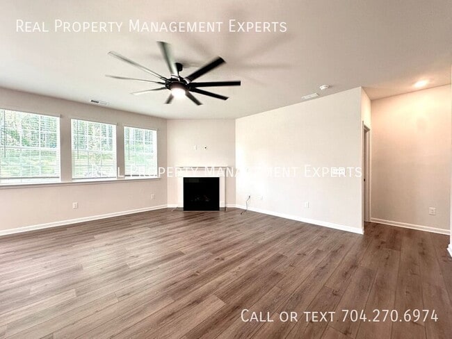 Building Photo - 146 Dogwood Grv Pl
