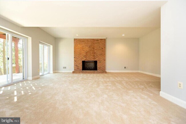 Building Photo - 6413 Wilson Ln