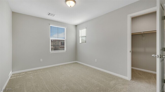 Building Photo - 404 Grand Toccata St