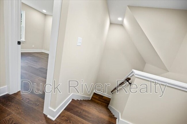 Building Photo - 119 Westover Dr