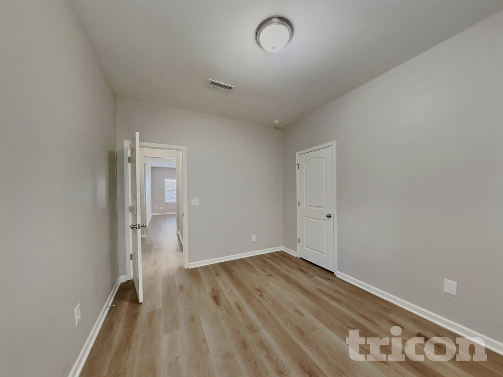 Building Photo - 75 Stratford Dr