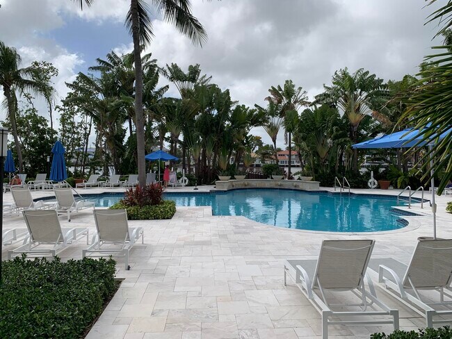 Building Photo - 3604 S Ocean Blvd