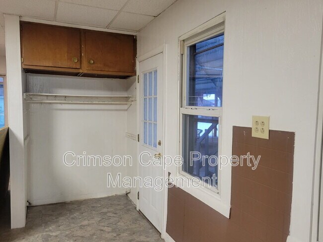 Building Photo - 110 George Ave