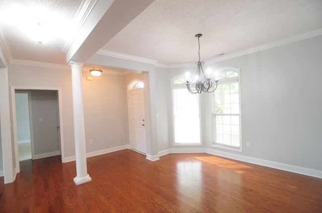 Building Photo - 5016 Liberty Park Cir SE