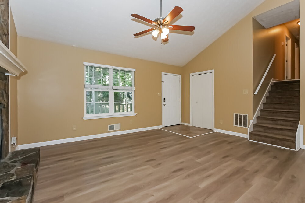 Building Photo - 212 Wildwood Dr