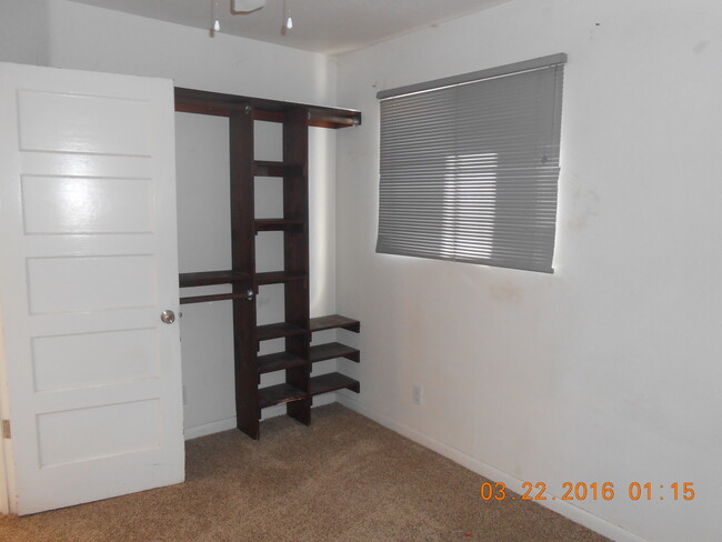 Bedroom - 1425 Pine St