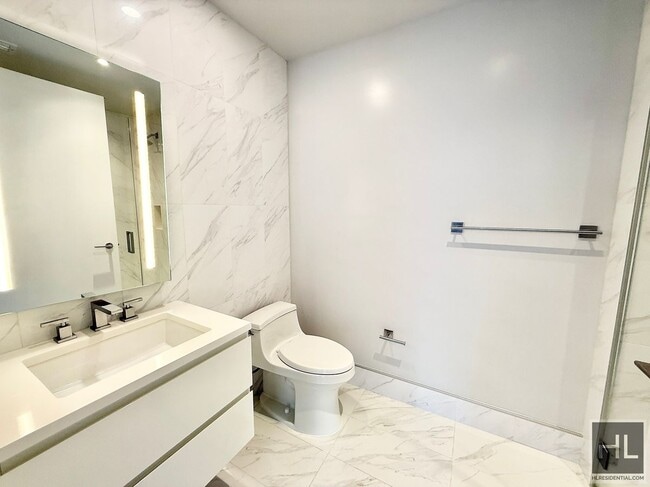 Building Photo - 251 E 2nd St