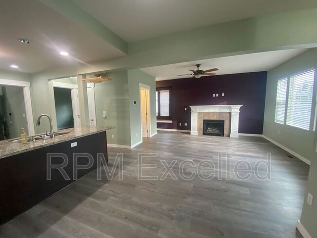 Building Photo - 3714 E I St