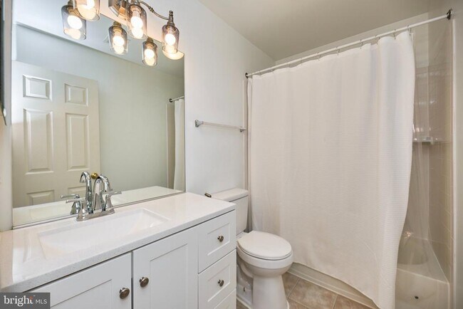 Building Photo - 11485 Carriage Gate Ct