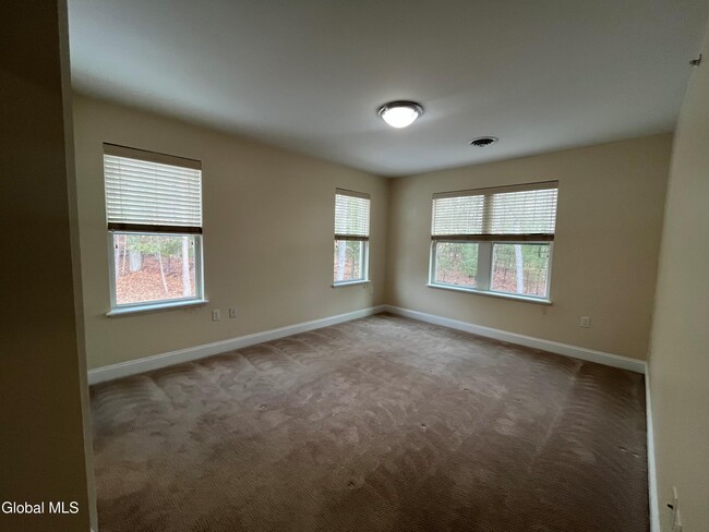 Building Photo - 74 Weibel Ave