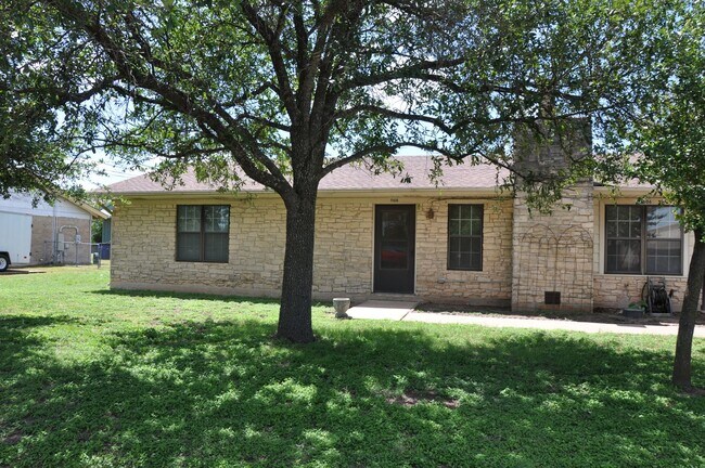 Primary Photo - 2 Bedroom 1 Bath 1 Car Garage in Heart of ...