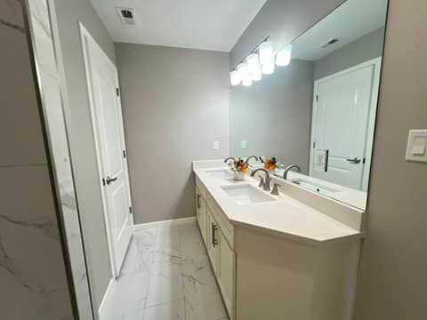 Building Photo - 5511 N 36th Ln