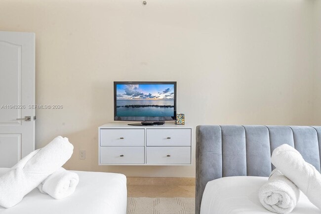 Building Photo - 17555 Atlantic Blvd