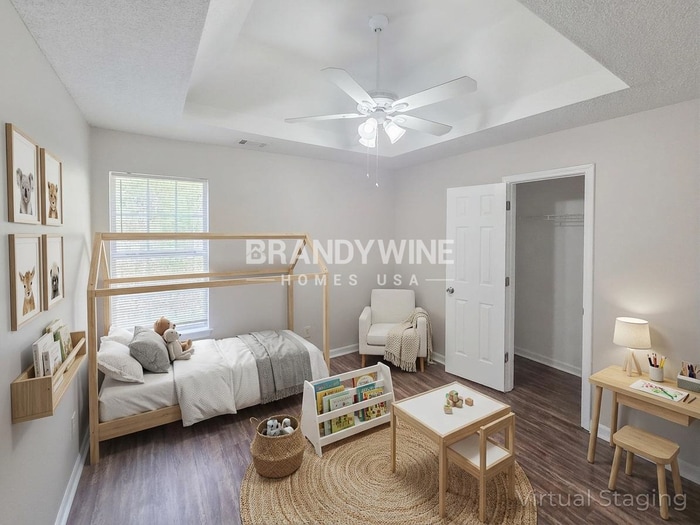 Building Photo - 10799 Misty Meadows Pl