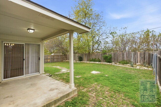 Building Photo - 17710 Limpia Creek Dr