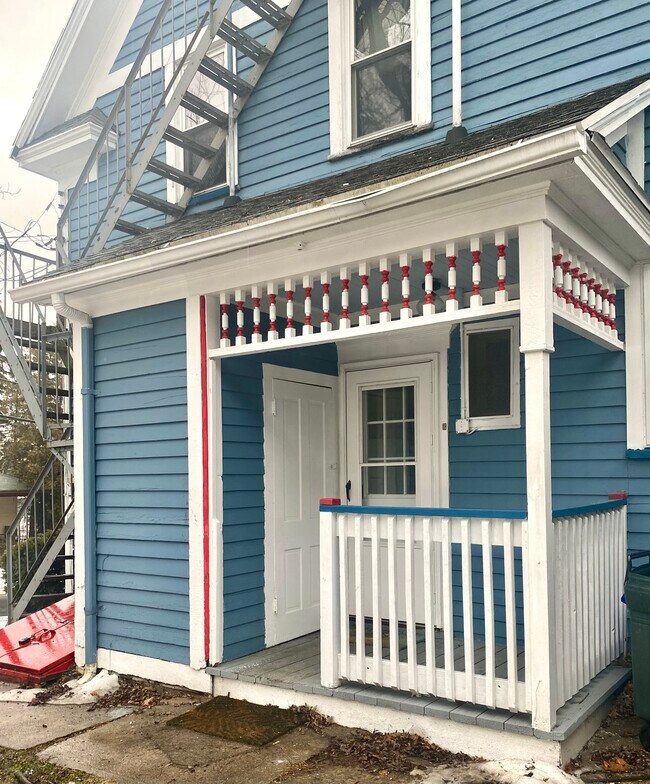 Building Photo - 800 Electric St