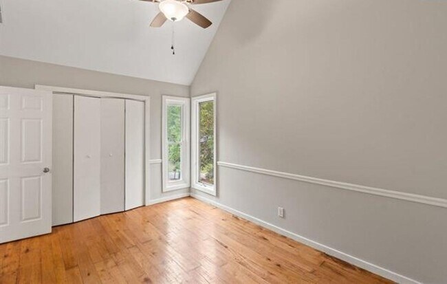 Building Photo - MULTI-LEVEL CONTEMPORARY HOME NEAR THE SALUDA RIVER