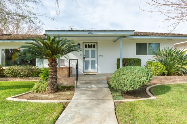 Building Photo - Lovely 3 bedroom Home!