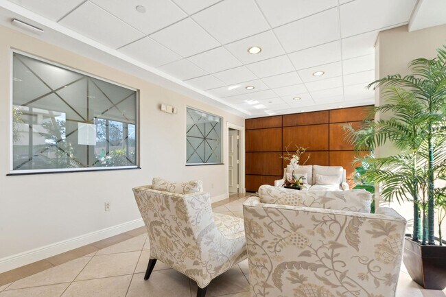Building Photo - 4200 N Ocean Dr