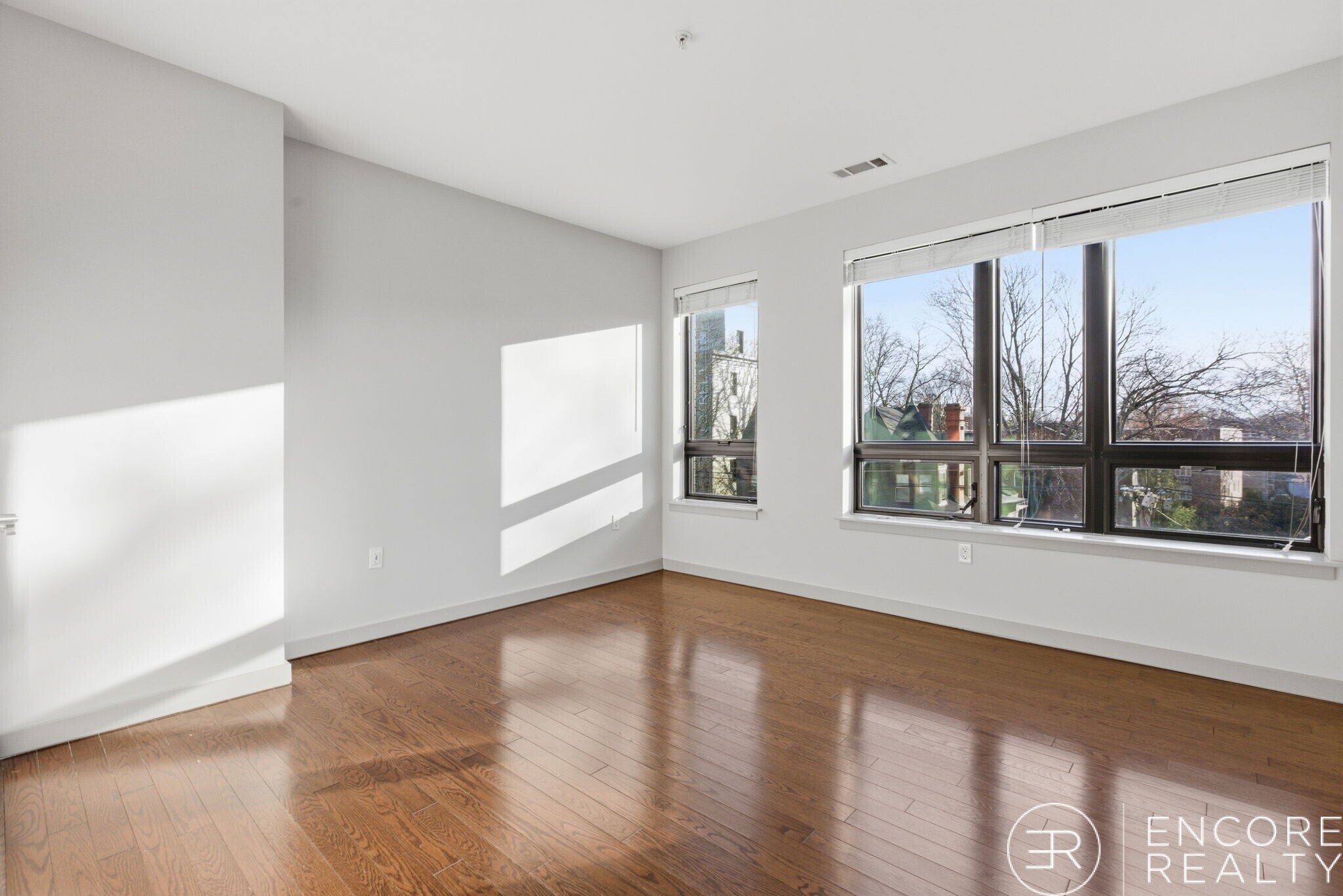 Building Photo - 40A Marion St