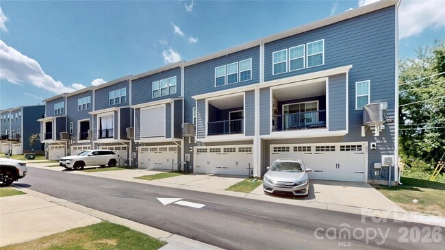 Building Photo - 2903 Matthews-Indian Trail Rd