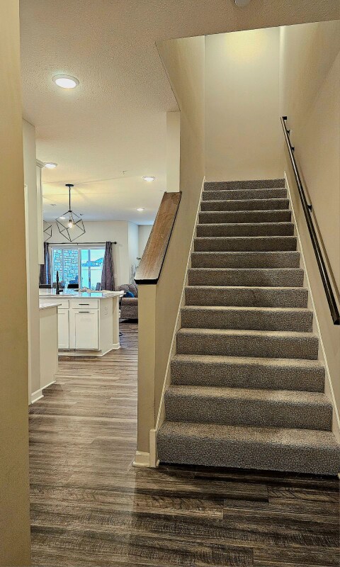 Building Photo - 17904 Giants Wy