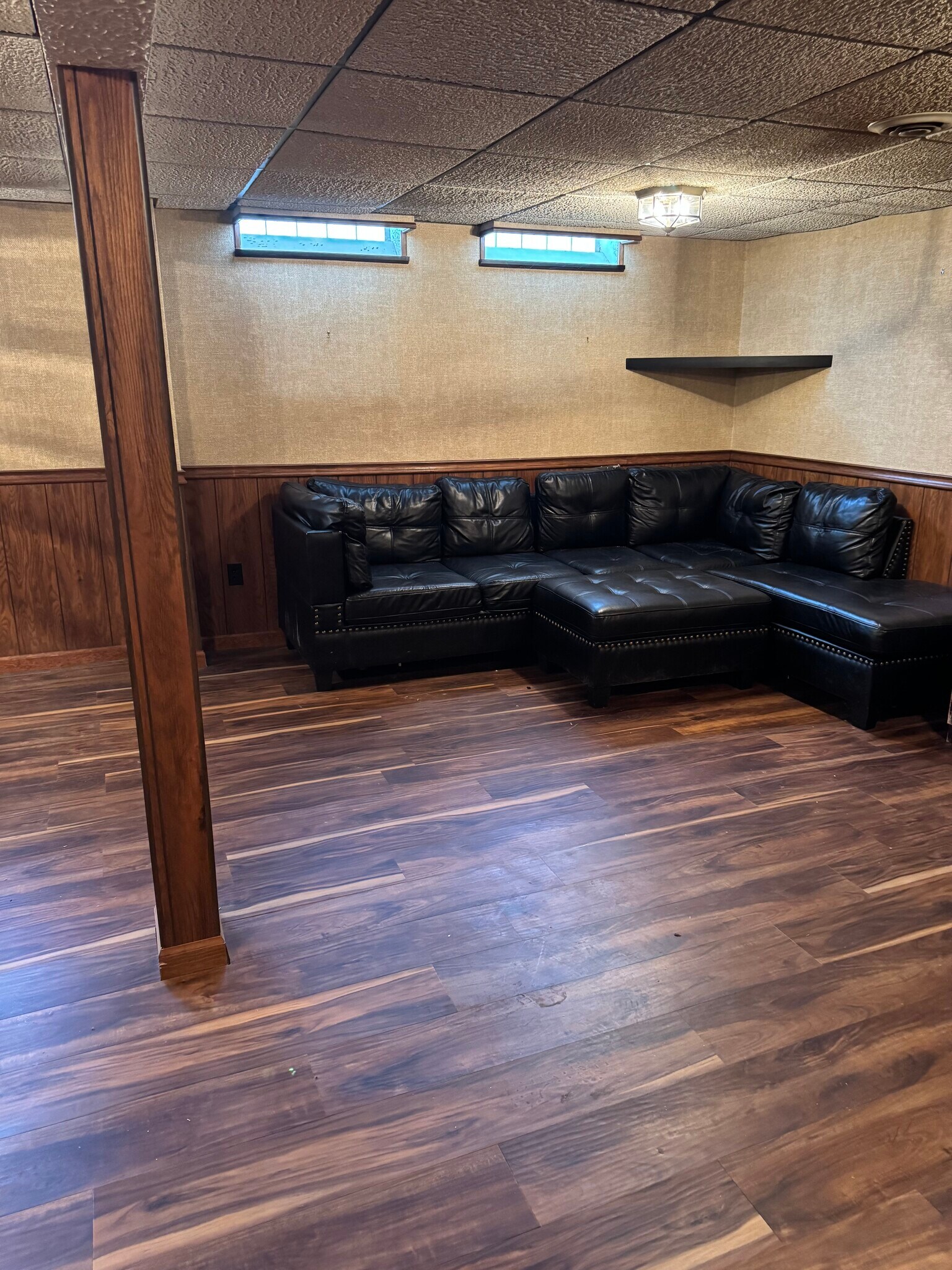 Finished basement - 15183 Raphael Ter