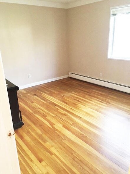 Building Photo - 1225 Island Dr