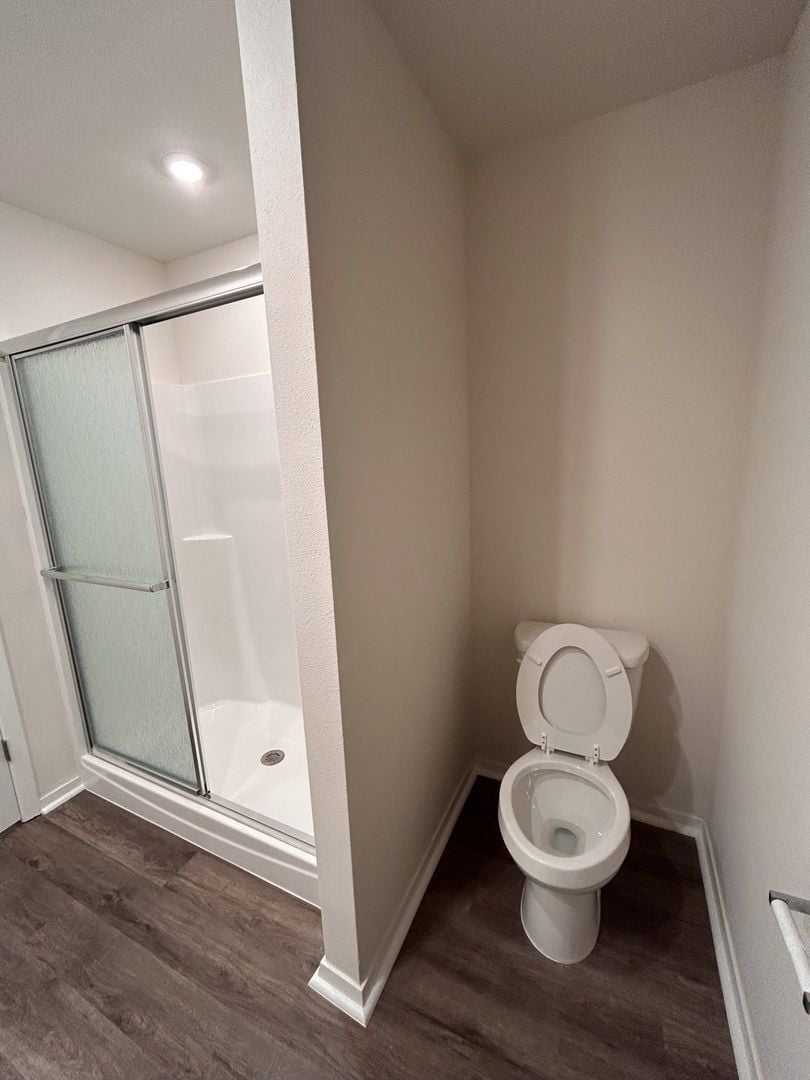 Building Photo - 10638 Cedar Wy