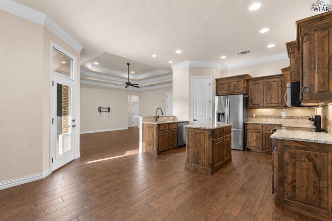 Building Photo - 4824 Olivia Ln