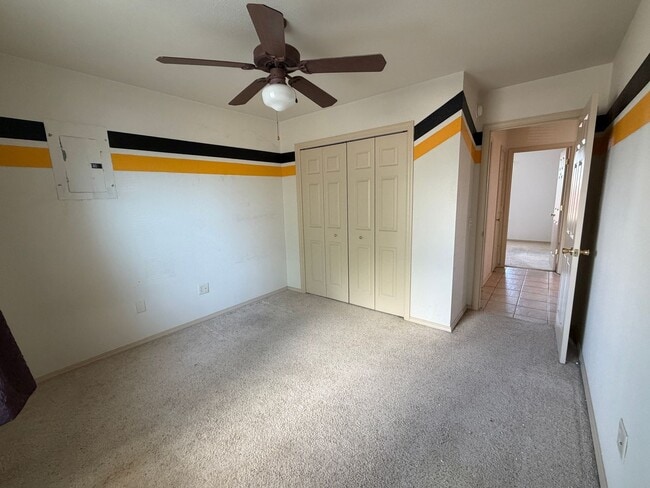 Building Photo - Beautiful Home Close to Holloman AFB